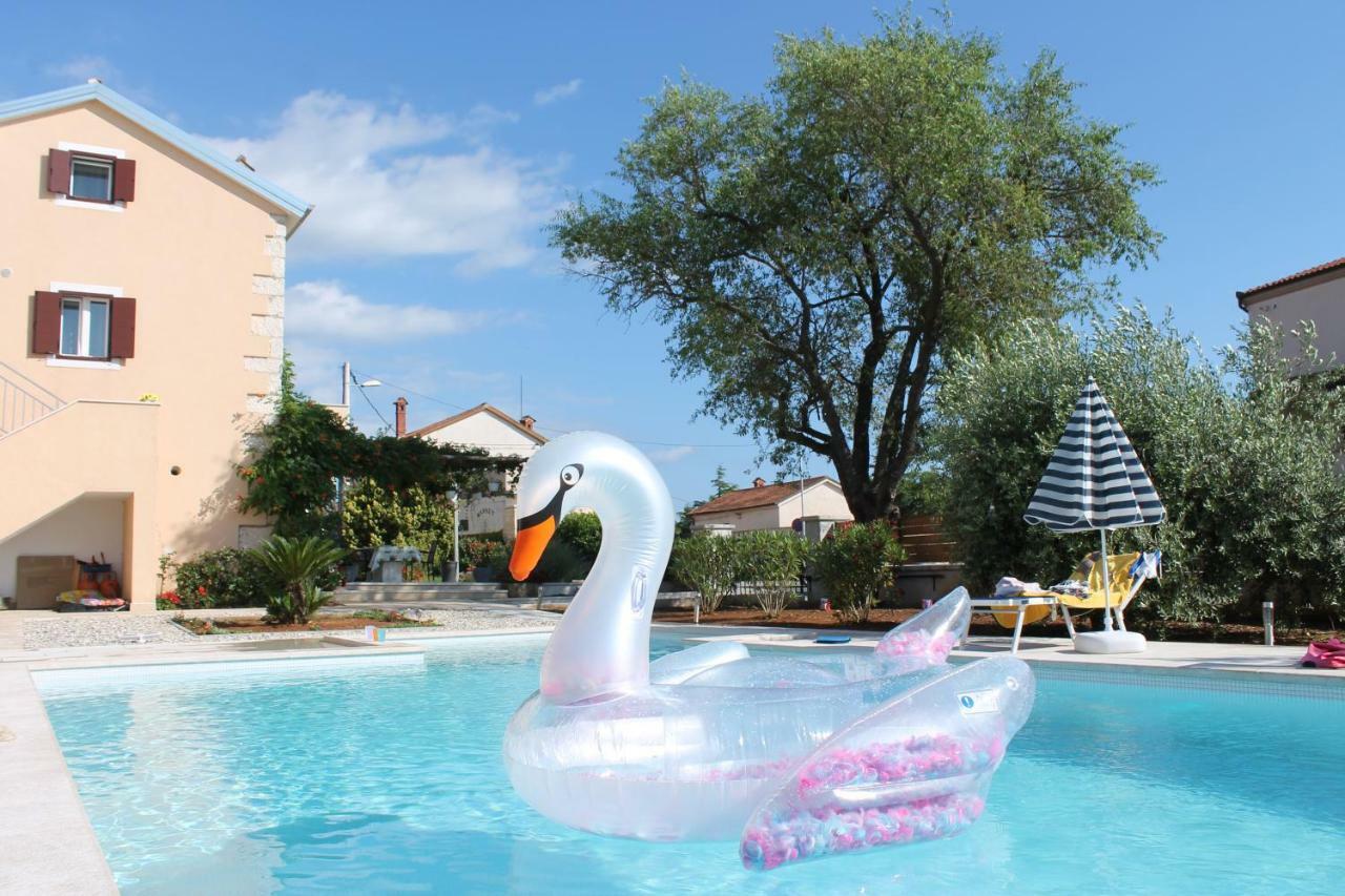 Apartments Borghetto فينكوران المظهر الخارجي الصورة